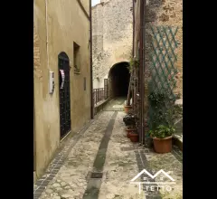 Appartamenti in Vendita - Appartamento in centro storico
