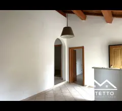 Appartamenti in Vendita - Poggio mirteto - semindipendente piano terra con garage
