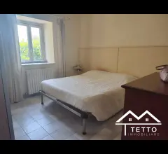 Appartamenti in Vendita - Villa indipendente con annessi e ampio giardino esclusivo