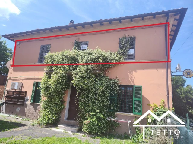 Appartamenti in Vendita - Appartamento in piazza