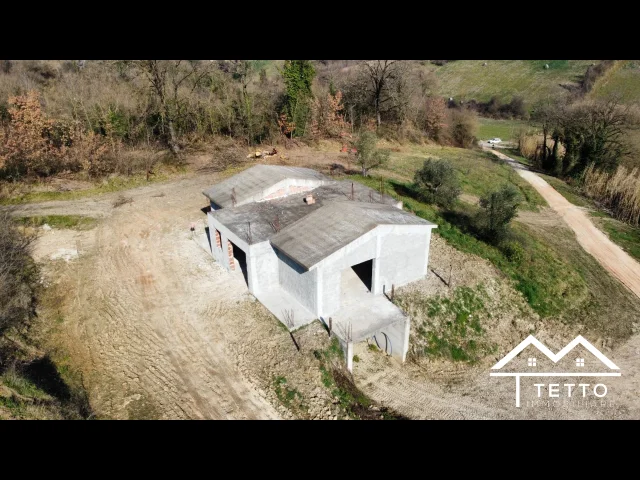 Appartamenti in Vendita - Forano - rustico di villa isolata con terreno