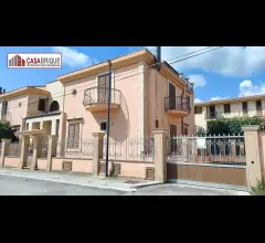 Appartamenti in Vendita - Villa bifamiliare in zona residenziale a casteldaccia