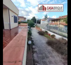 Appartamenti in Vendita - Villa ad altavilla milicia con terreno di oltre 1000mq