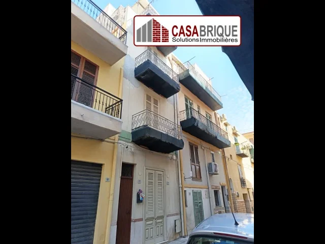 Palazzina da ristrutturare in vendita a bagheria