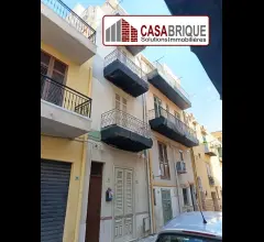 Appartamenti in Vendita - Palazzina da ristrutturare in vendita a bagheria