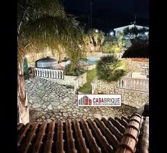 Deliziosa villa con piscina