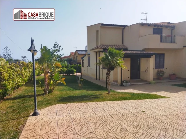 Villa in contesto signorile ad altavilla milicia