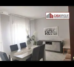 Elegante pentavani ristrutturato ad aspra
