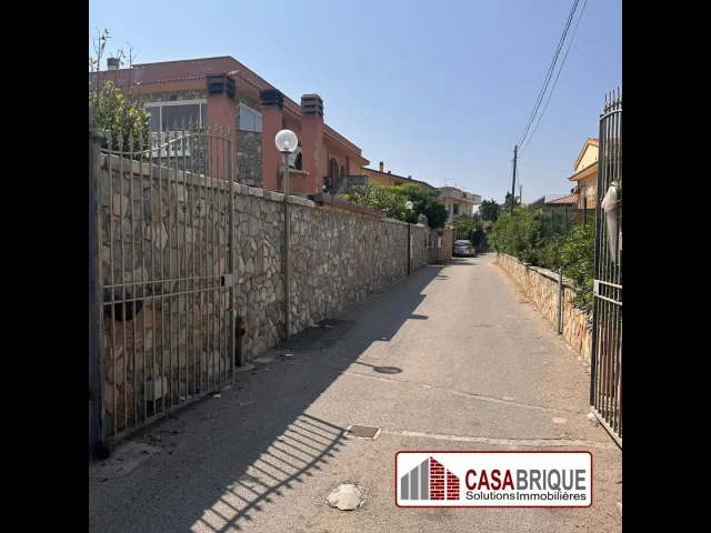 Appartamenti in Vendita - Appartamento in vendita ad aspra vicino al mare