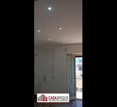 Appartamenti in Vendita - Luminoso appartamento ristrutturato di 80 mq a palermo
