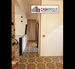 Appartamenti in Vendita - Appartamento di 145mq in vendita in zona via altofonte