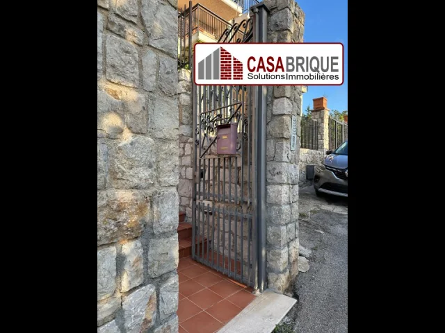 Appartamenti in Vendita - Appartamento panoramico p.r. in villa a mongerbino, bagheria