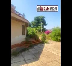 Villa panoramica a ventimiglia di sicilia, da ristrutturare