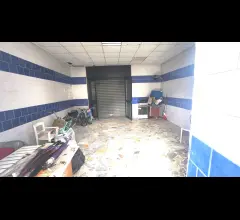 Appartamenti in Vendita - Locale commerciale con area esterna di proprieta'