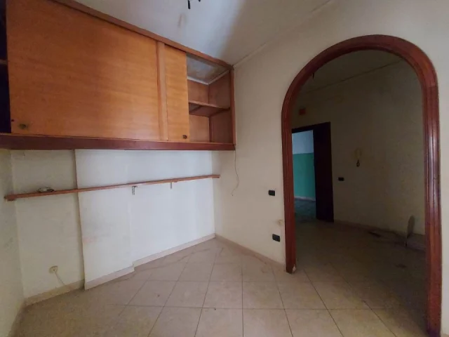 Appartamenti in Vendita - Bilocale al secondo piano in via arpino