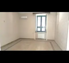 Appartamenti in Vendita - Ampio appartamento per uso ufficio