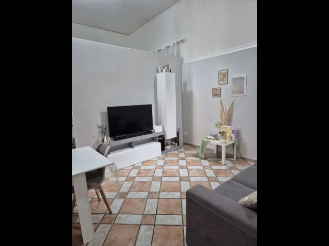 Appartamenti in Vendita - Monolocale con accessori in ottime condizioni