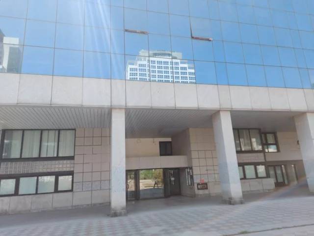 Appartamenti in Vendita - Ufficio al centro direzionale