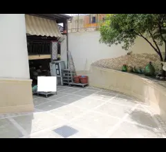 Appartamenti in Vendita - Villa su quattro livelli con seminterrato carrabile