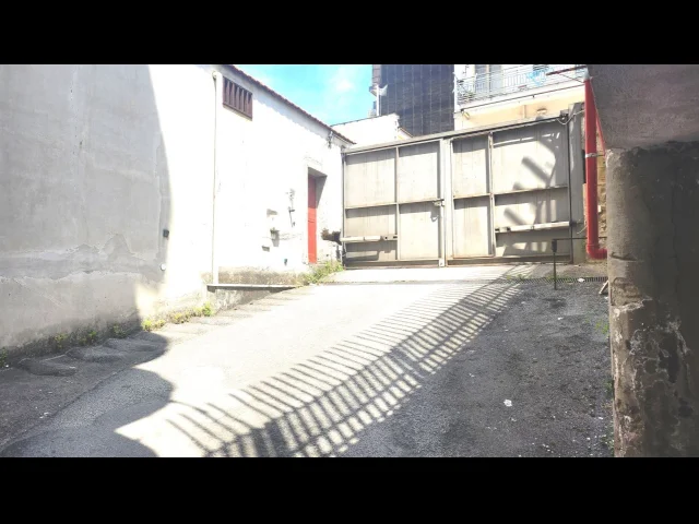 Appartamenti in Vendita - Box auto 70 mq