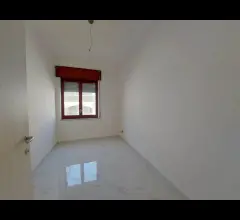 Appartamenti in Vendita - Bilocale ristrutturato con box auto
