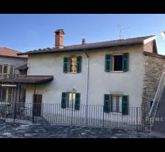 Casa di campagna con terreno