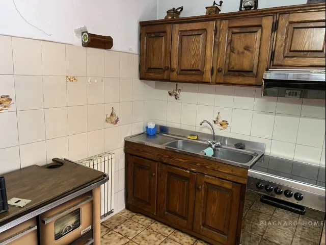 Appartamenti in Vendita - Casa semindipendente