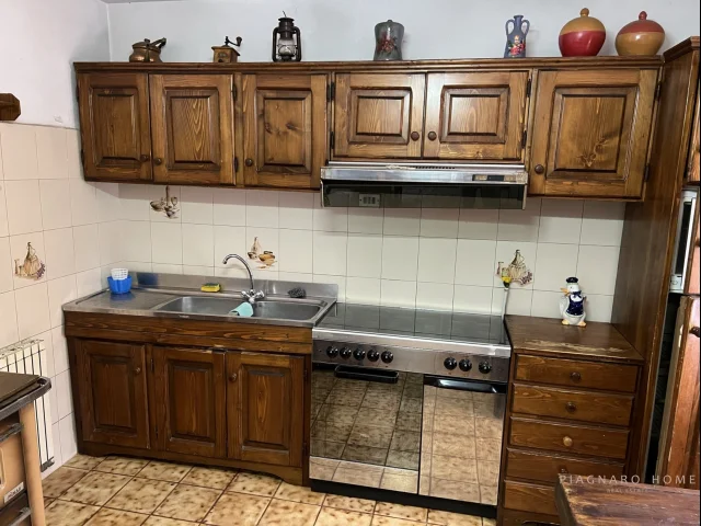Appartamenti in Vendita - Casa semindipendente