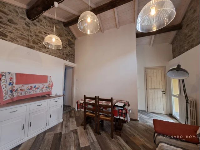 Appartamenti in Vendita - Casa in sasso