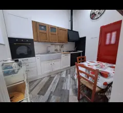 Appartamenti in Vendita - Casa in sasso