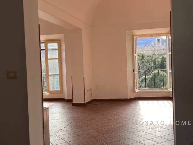 Appartamenti in Vendita - Appartamento in palazzo nobiliare