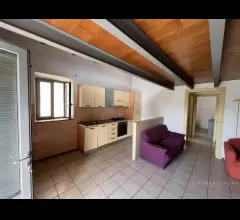 Appartamenti in Vendita - Casa in pietra