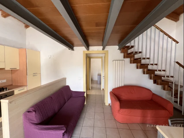 Appartamenti in Vendita - Casa in pietra