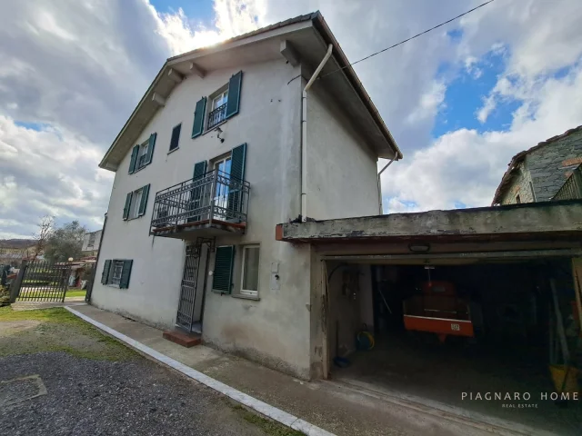 Appartamenti in Vendita - Casa indipendente