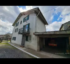 Appartamenti in Vendita - Casa indipendente