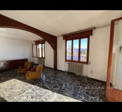 Appartamenti in Vendita - Villa
