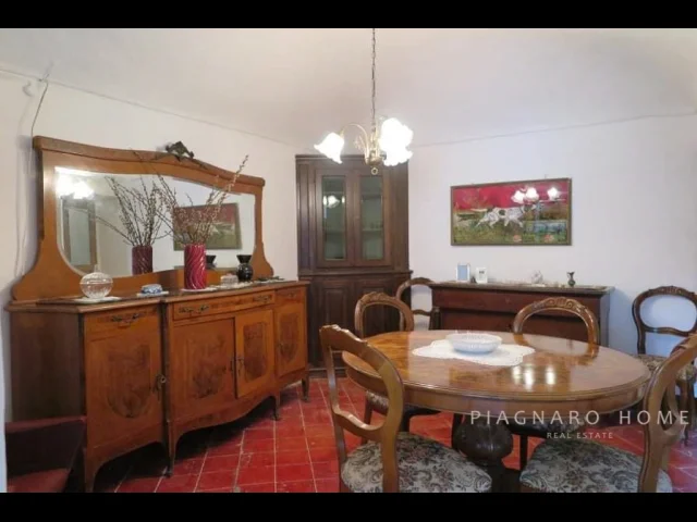 Appartamenti in Vendita - Rustico nel borgo