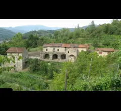 Appartamenti in Vendita - Casale in pietra