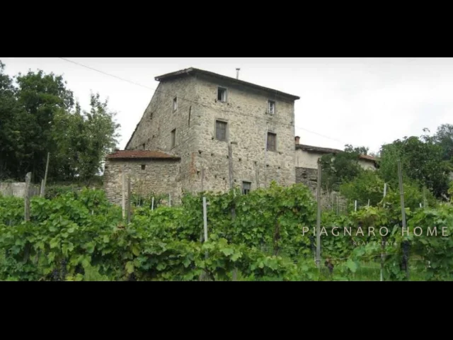 Appartamenti in Vendita - Casale in pietra