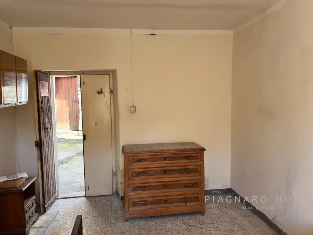 Appartamenti in Vendita - Casa nel borgo in pietra