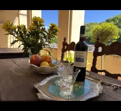 Appartamenti in Vendita - Appartamento nobile con terrazza sul fiume