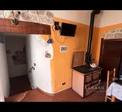 Appartamenti in Vendita - Casa nel borgo