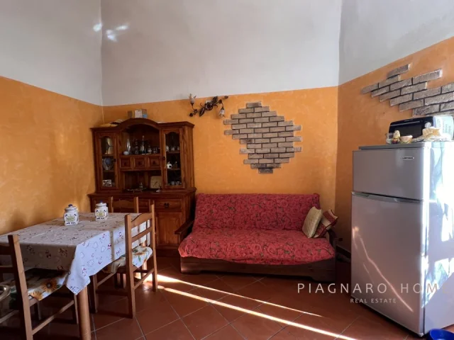 Appartamenti in Vendita - Casa nel borgo