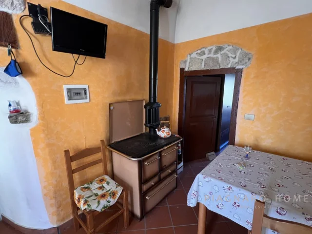 Appartamenti in Vendita - Casa nel borgo