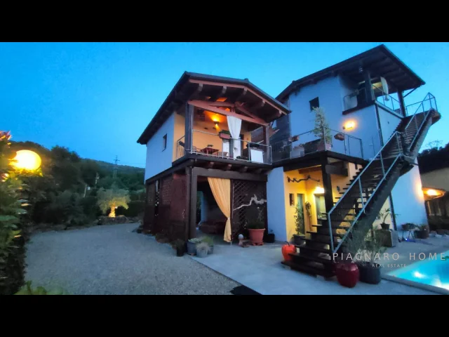 Casa ecologica con piscina