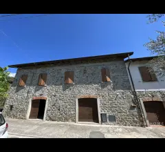 Casale con terreno