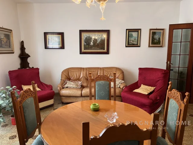 Appartamenti in Vendita - Appartamento