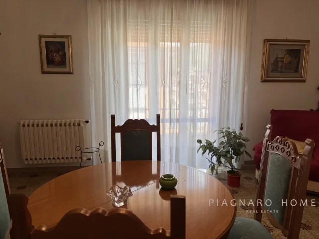 Appartamenti in Vendita - Appartamento