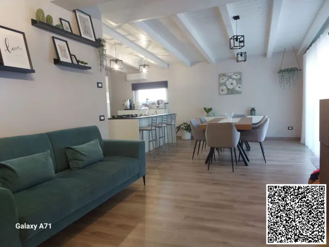 Appartamenti in Vendita - Meraviglioso attico con ampio terrazzo a livello panoramico a san felice a cancello