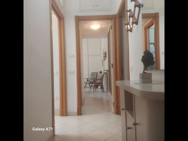 Appartamenti in Vendita - Vendita appartamento con terrazzino a via stella ,napoli centro storico